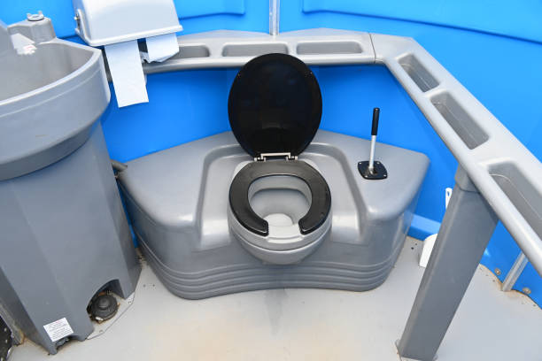 Best Portable toilet rental cost  in Bay City, OR